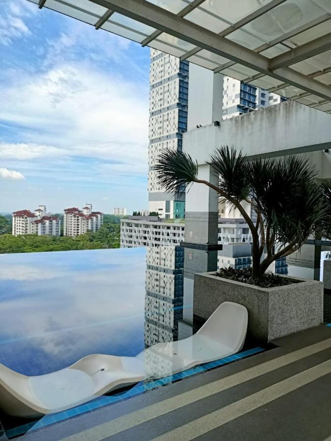 Twin Galaxy Jb Homestay By Summer Johor Bahru Buitenkant foto